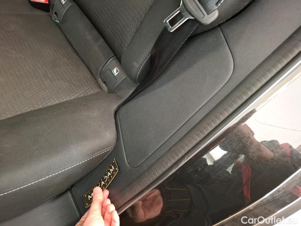  Nissan  Qashqai NISSAN  / 2021 / 5P / Crossover 1.3 MHEV 158ch Xtronic N-Style(SP) #10