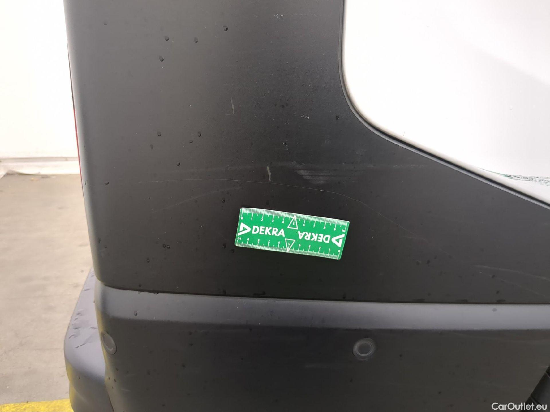  Renault  Trafic  Fourgon L2H1 3T Grand Confort 2.0 dCi 130CV BVM6 E6d #74