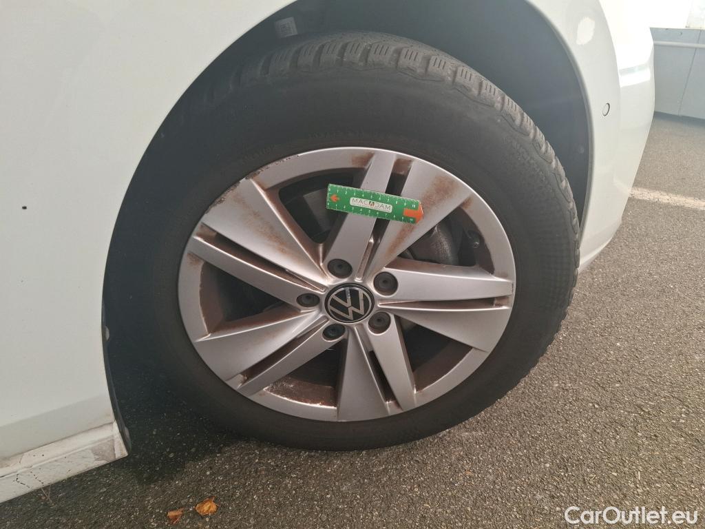  Volkswagen  Golf  VOLKSWAGEN / 2020 / 5P / Berline 2.0 TDI SCR 115 BVM6 Life Busi 1st #19