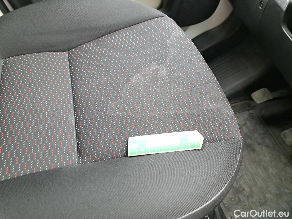  Peugeot  Boxer  VU 4p Fourgon 2.0 BLUEHDI 130 S&S PREMIUM 335 L3H3 / RAMPE HYDROLIQUE #35