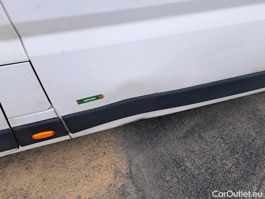  Peugeot  Boxer  VU 4p Fourgon 2.0 BLUEHDI 130 S&S PREMIUM 335 L3H3 / RAMPE HYDROLIQUE #2