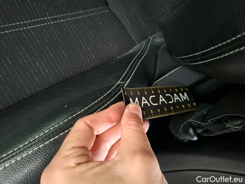  Renault  Austral  Techno 1.2 E-TECH Hybrid 200CV BVA6 6E #11