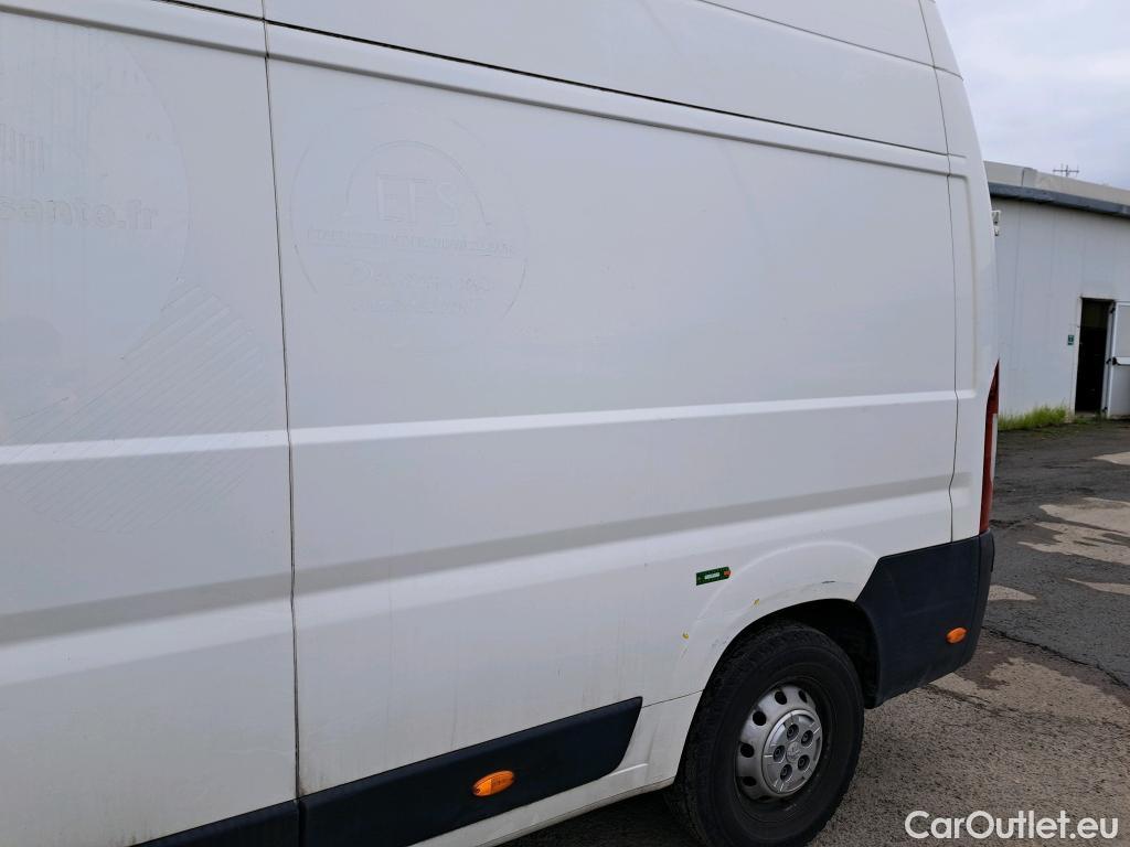  Peugeot  Boxer  VU 4p Fourgon 2.0 BLUEHDI 130 S&S PREMIUM 335 L3H3 / RAMPE HYDROLIQUE #6