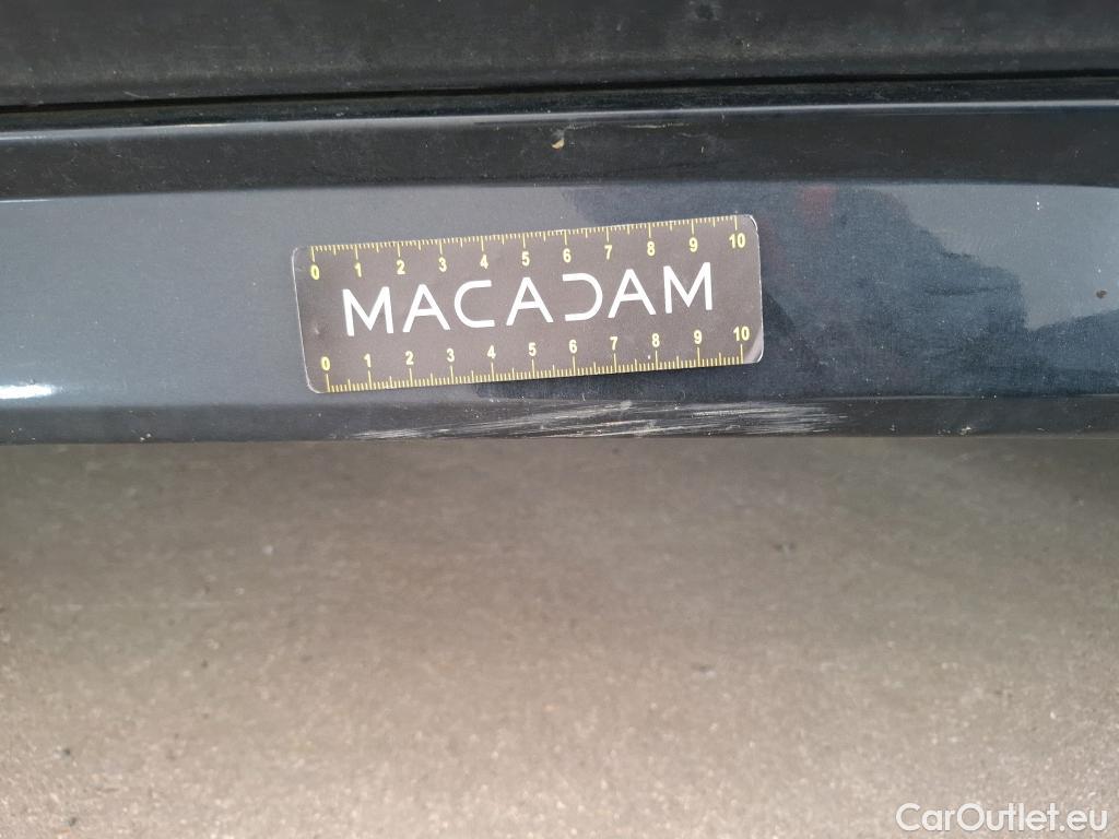  Toyota  Corolla TOYOTA  / 2018 / 5P / Berline Hybride 122h Dynamic Business Stage Acad #7