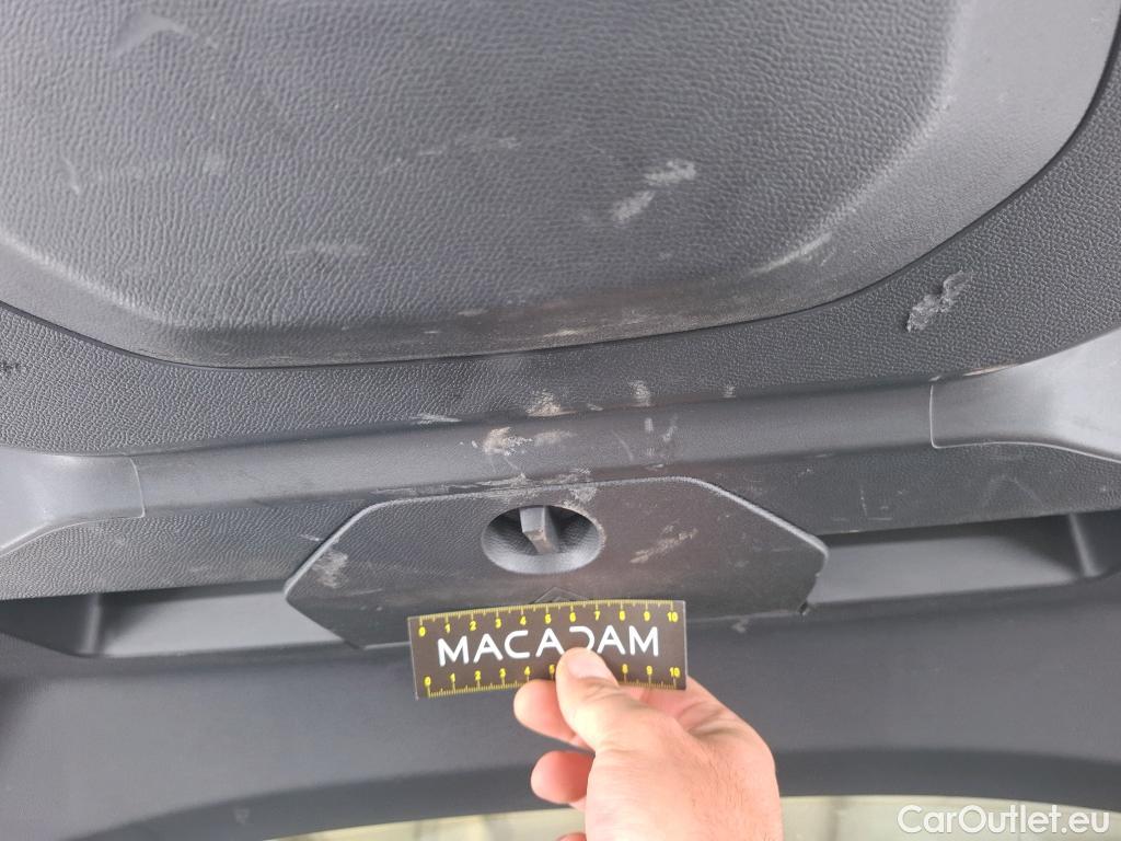  Peugeot  2008  Allure Business 1.5 HDi 130CV BVA8 E6d #17