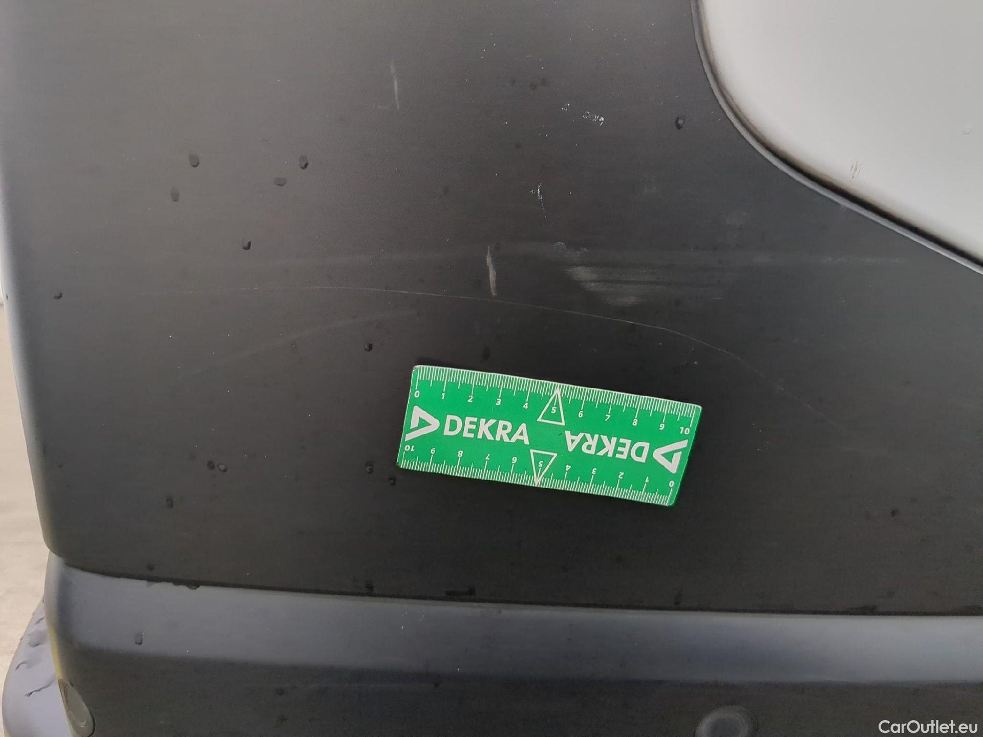  Renault  Trafic  Fourgon L2H1 3T Grand Confort 2.0 dCi 130CV BVM6 E6d #73