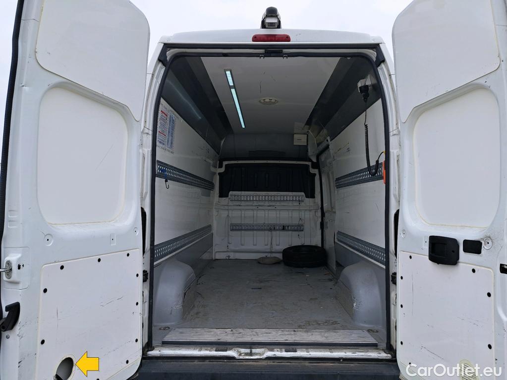  Peugeot  Boxer  VU 4p Fourgon 2.0 BLUEHDI 130 S&S PREMIUM 335 L3H3 / RAMPE HYDROLIQUE #30