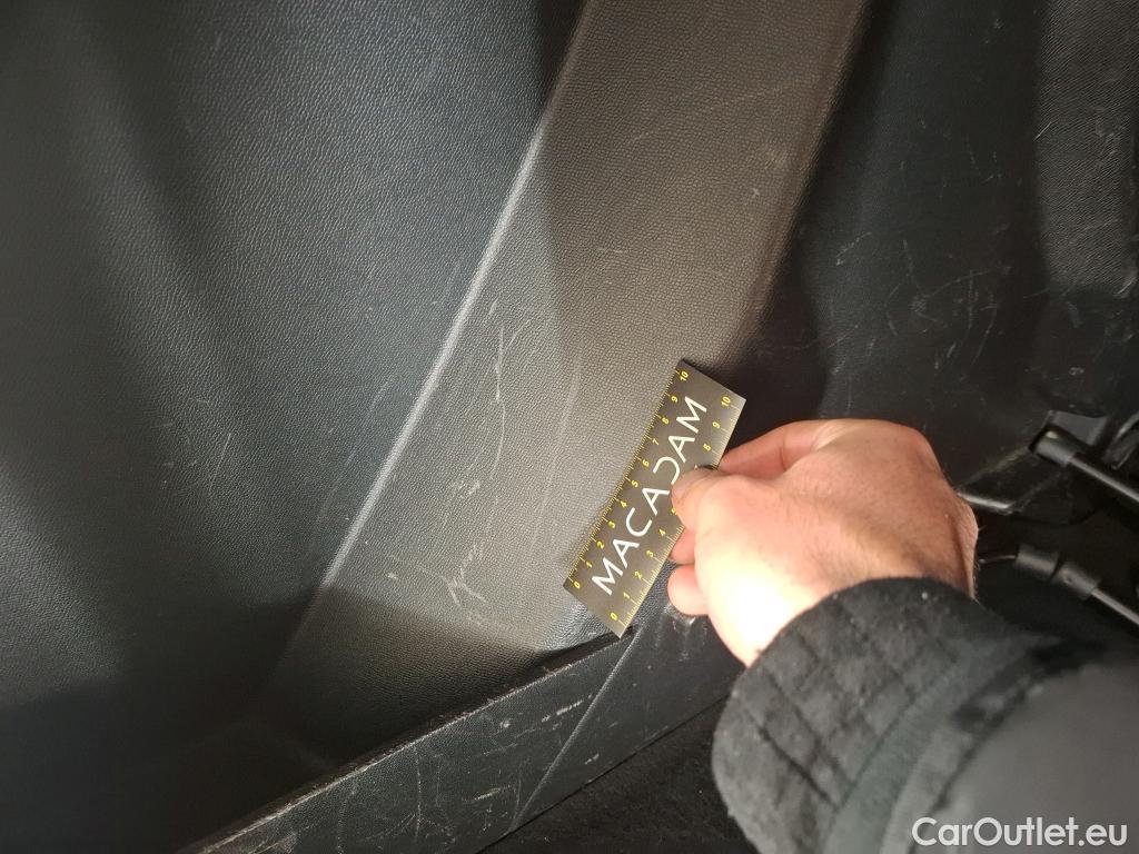  Peugeot  2008  Allure Business 1.5 HDi 130CV BVA8 E6d #11