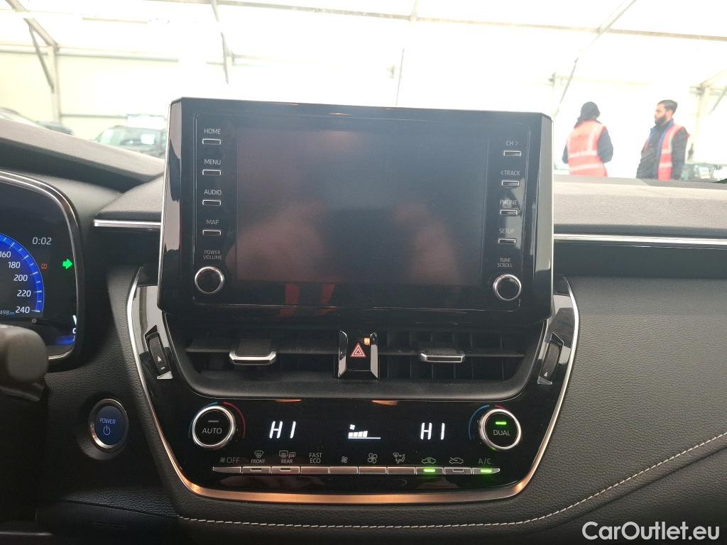  Toyota  Corolla TOYOTA  / 2018 / 5P / Berline Hybride 122h Dynamic Business Stage Acad #22