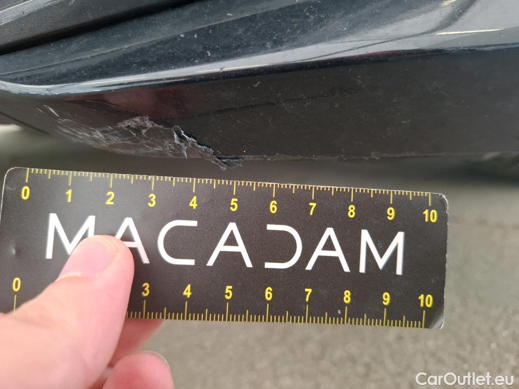  Toyota  Corolla TOYOTA  / 2018 / 5P / Berline Hybride 122h Dynamic Business Stage Acad #2