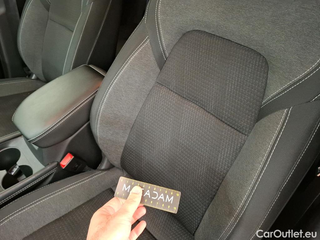  Nissan  Qashqai NISSAN  / 2021 / 5P / Crossover 1.3 MHEV 158ch Xtronic N-Style(SP) #22