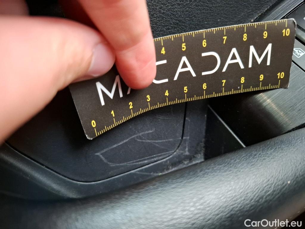  Nissan  Qashqai NISSAN  / 2021 / 5P / Crossover 1.3 MHEV 158ch Xtronic N-Style(SP) #9