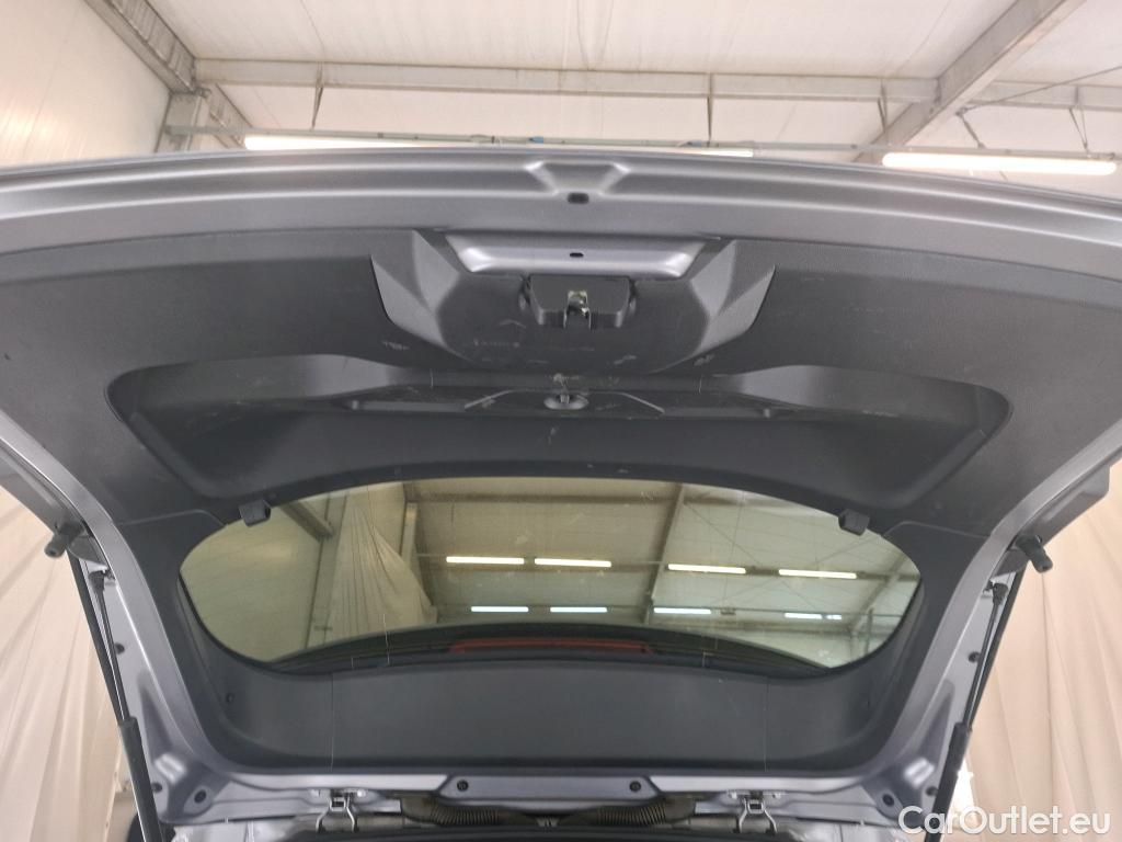  Peugeot  2008  Allure Business 1.5 HDi 130CV BVA8 E6d #16