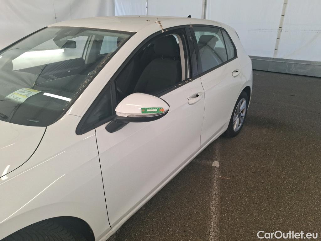  Volkswagen  Golf  VOLKSWAGEN / 2020 / 5P / Berline 2.0 TDI SCR 115 BVM6 Life Busi 1st #24