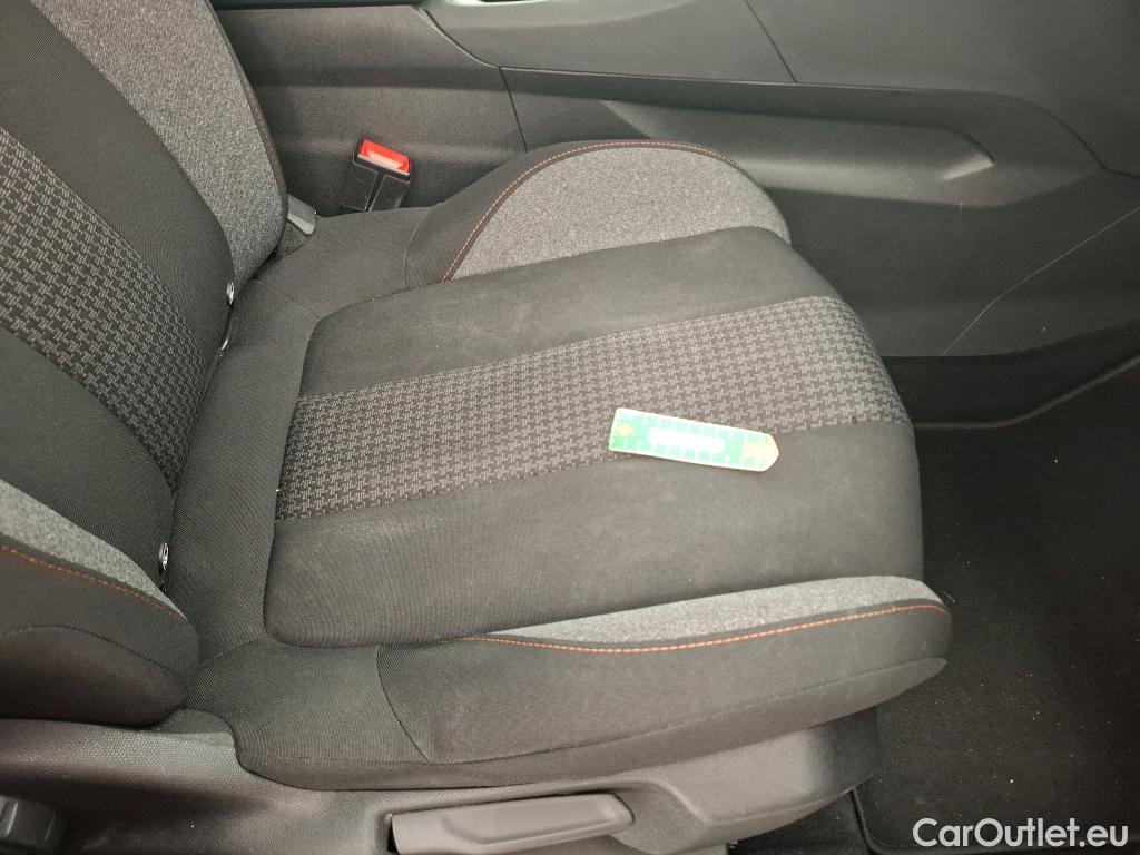  Peugeot  3008  Active Pack 1.5 HDi 130CV BVA8 E6d #13