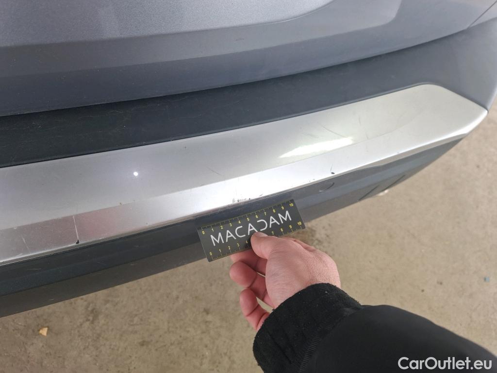  Peugeot  2008  Allure Business 1.5 HDi 130CV BVA8 E6d #31