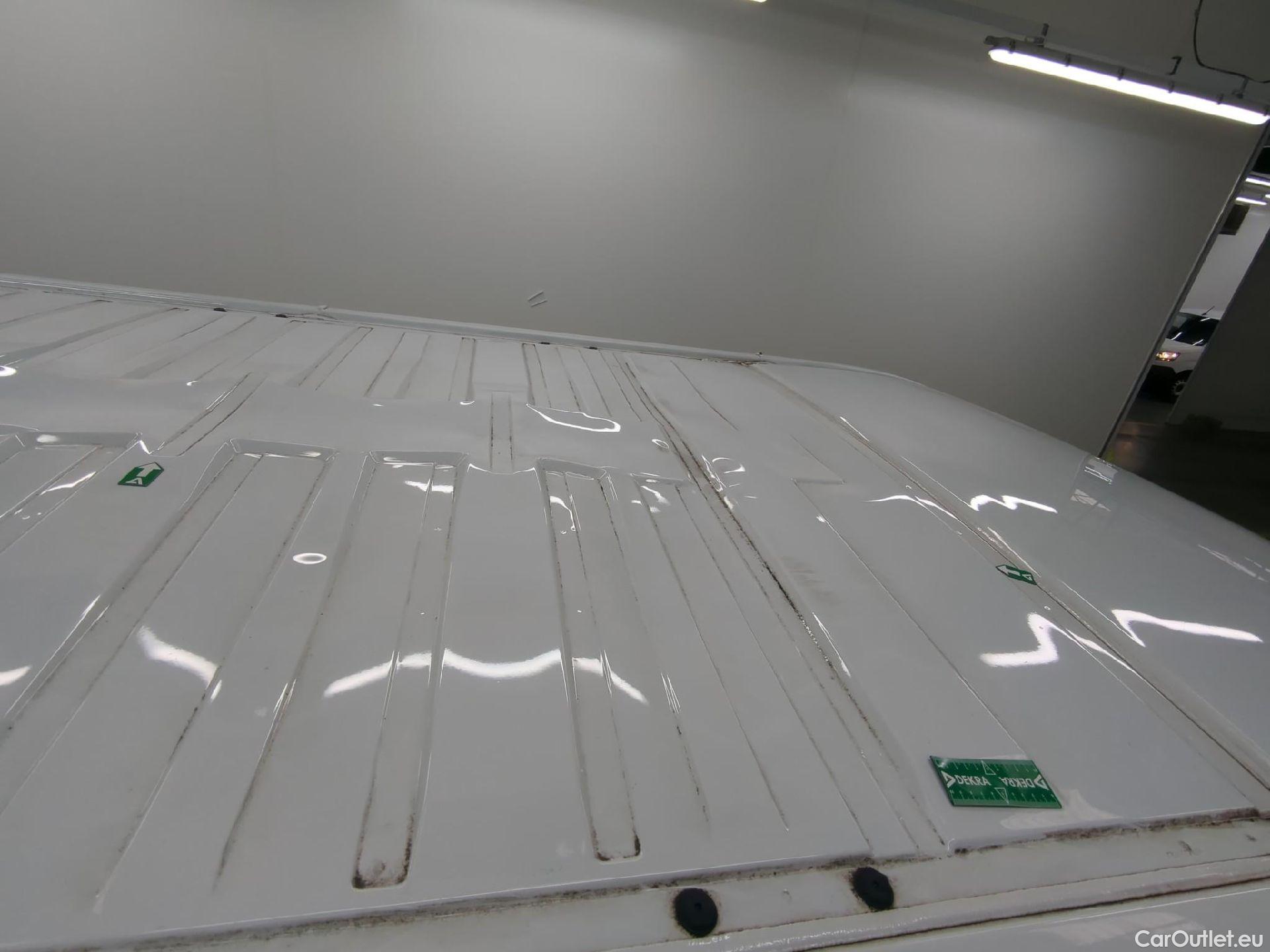  Renault  Trafic  Fourgon L2H1 3T Grand Confort 2.0 dCi 130CV BVM6 E6d #16