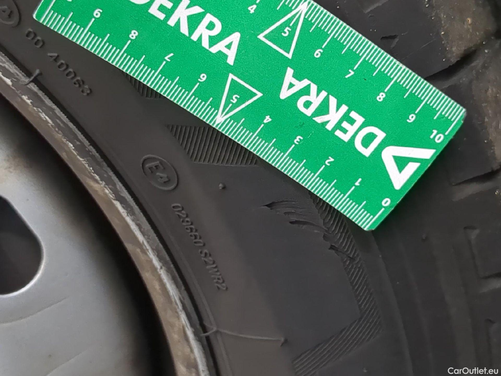  Renault  Trafic  Fourgon L2H1 3T Grand Confort 2.0 dCi 130CV BVM6 E6d #6