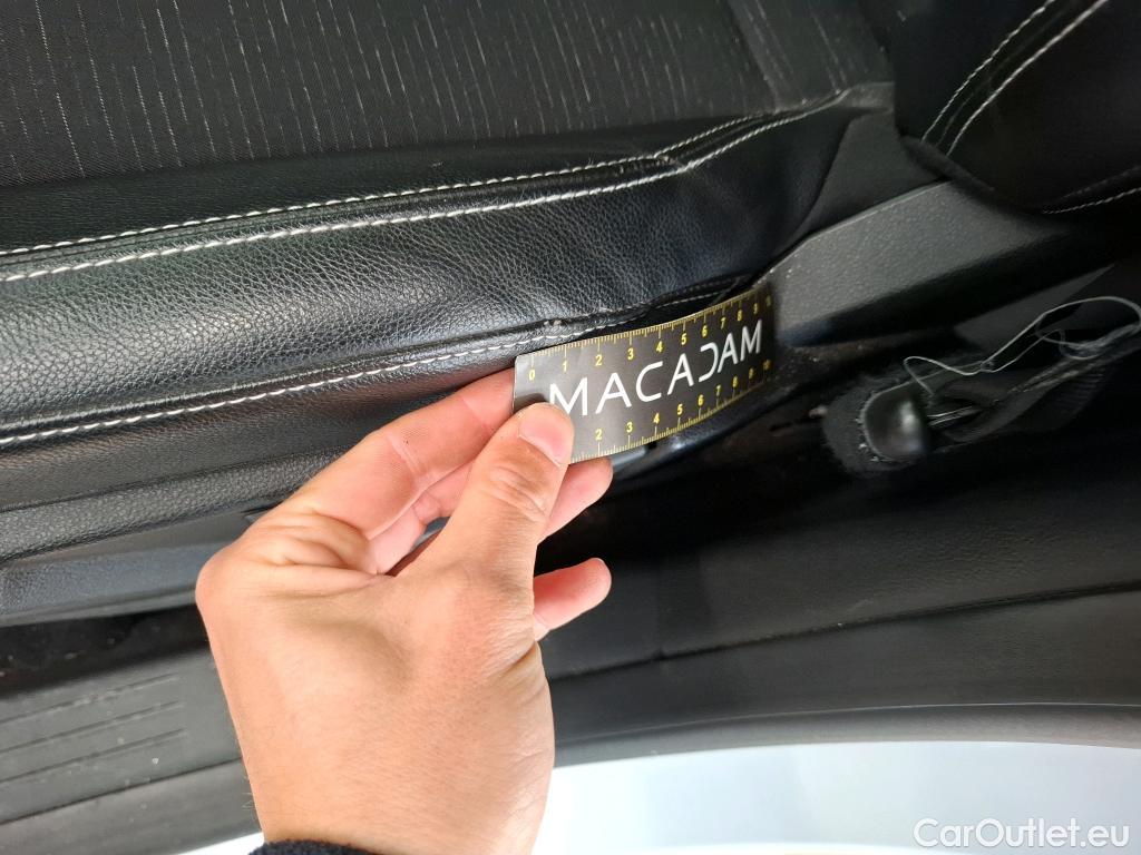  Renault  Austral  Techno 1.2 E-TECH Hybrid 200CV BVA6 6E #12