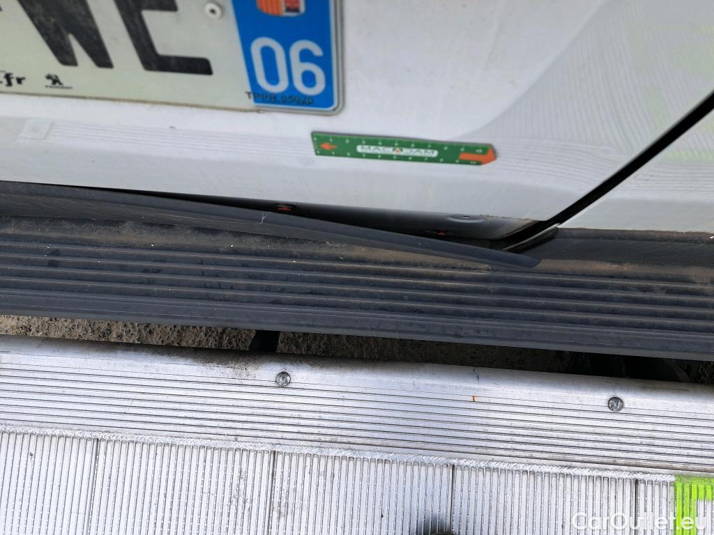  Peugeot  Boxer  VU 4p Fourgon 2.0 BLUEHDI 130 S&S PREMIUM 335 L3H3 / RAMPE HYDROLIQUE #23