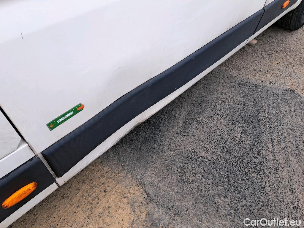  Peugeot  Boxer  VU 4p Fourgon 2.0 BLUEHDI 130 S&S PREMIUM 335 L3H3 / RAMPE HYDROLIQUE #20