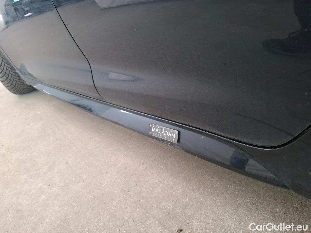  Toyota  Corolla TOYOTA  / 2018 / 5P / Berline Hybride 122h Dynamic Business Stage Acad #6