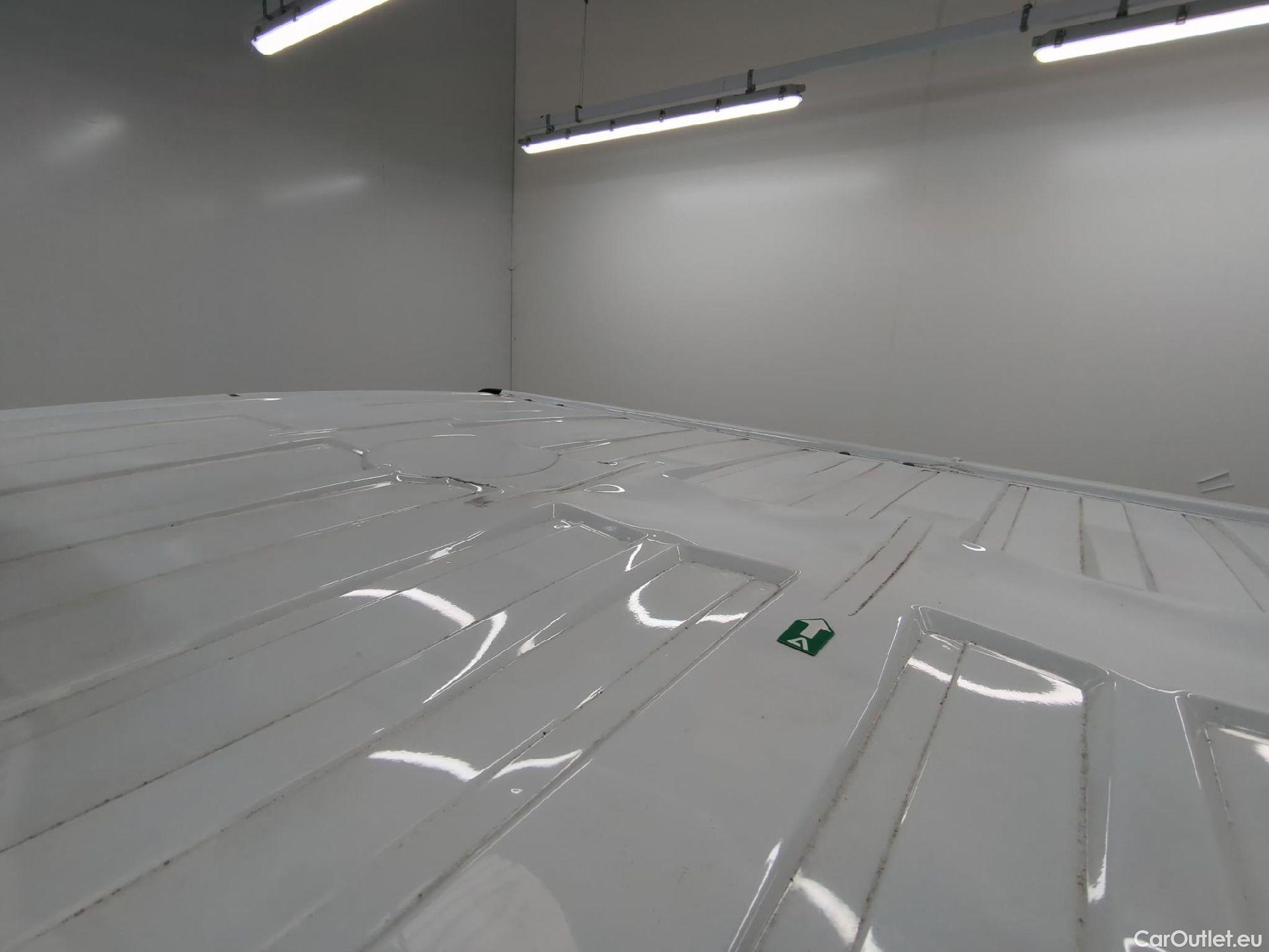  Renault  Trafic  Fourgon L2H1 3T Grand Confort 2.0 dCi 130CV BVM6 E6d #13