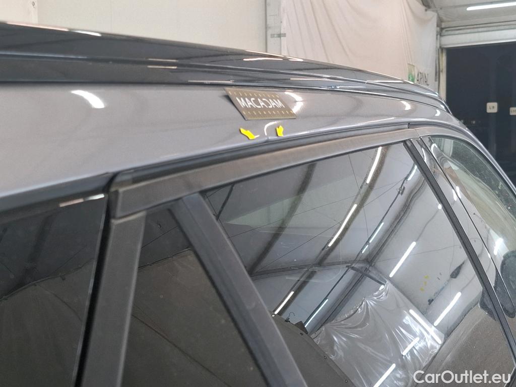  Peugeot  2008  Allure Business 1.5 HDi 130CV BVA8 E6d #23