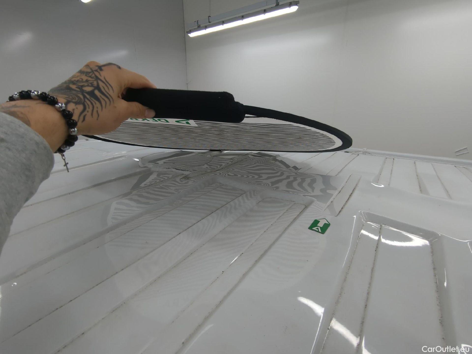  Renault  Trafic  Fourgon L2H1 3T Grand Confort 2.0 dCi 130CV BVM6 E6d #19