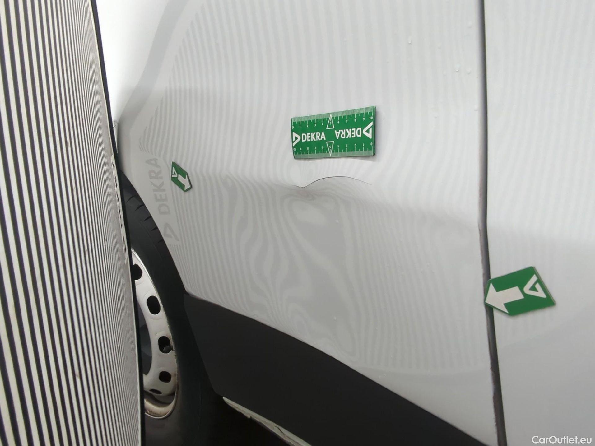  Renault  Trafic  Fourgon L2H1 3T Grand Confort 2.0 dCi 130CV BVM6 E6d #30