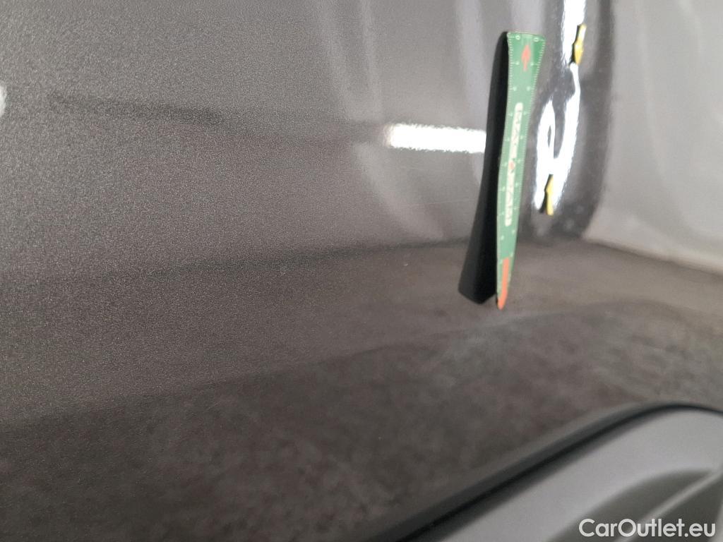  Peugeot  3008  Active Pack 1.5 HDi 130CV BVA8 E6d #2