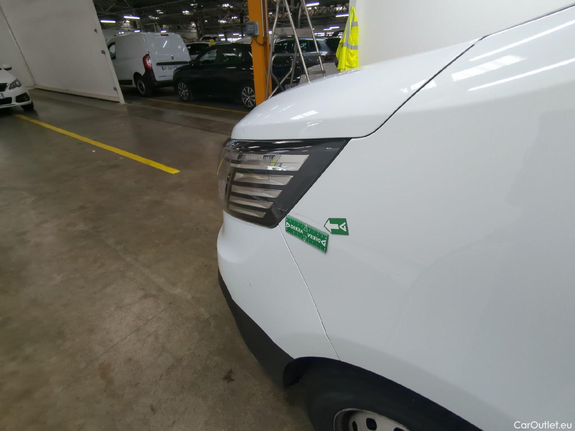  Renault  Trafic  Fourgon L2H1 3T Grand Confort 2.0 dCi 130CV BVM6 E6d #53