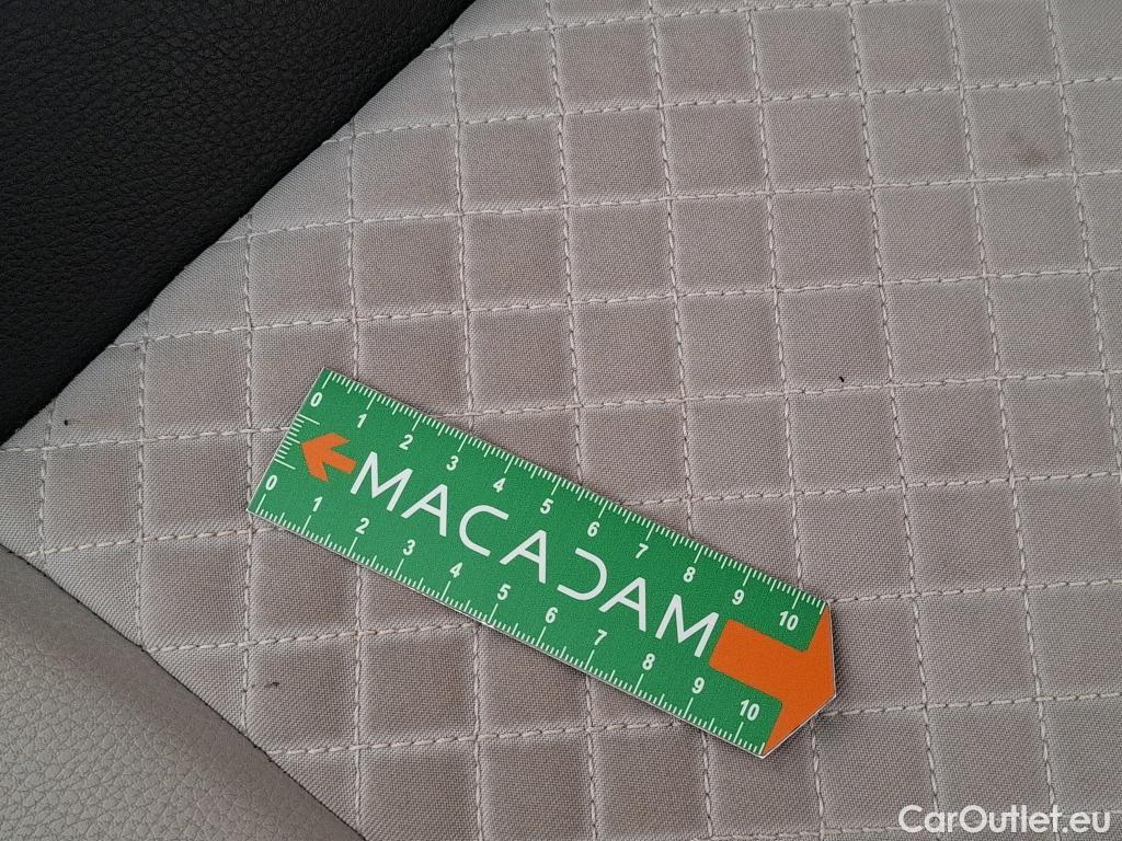  Fiat  500 FIAT   2015  3P  Berline 1 0 70ch BSG Dolcevita #29