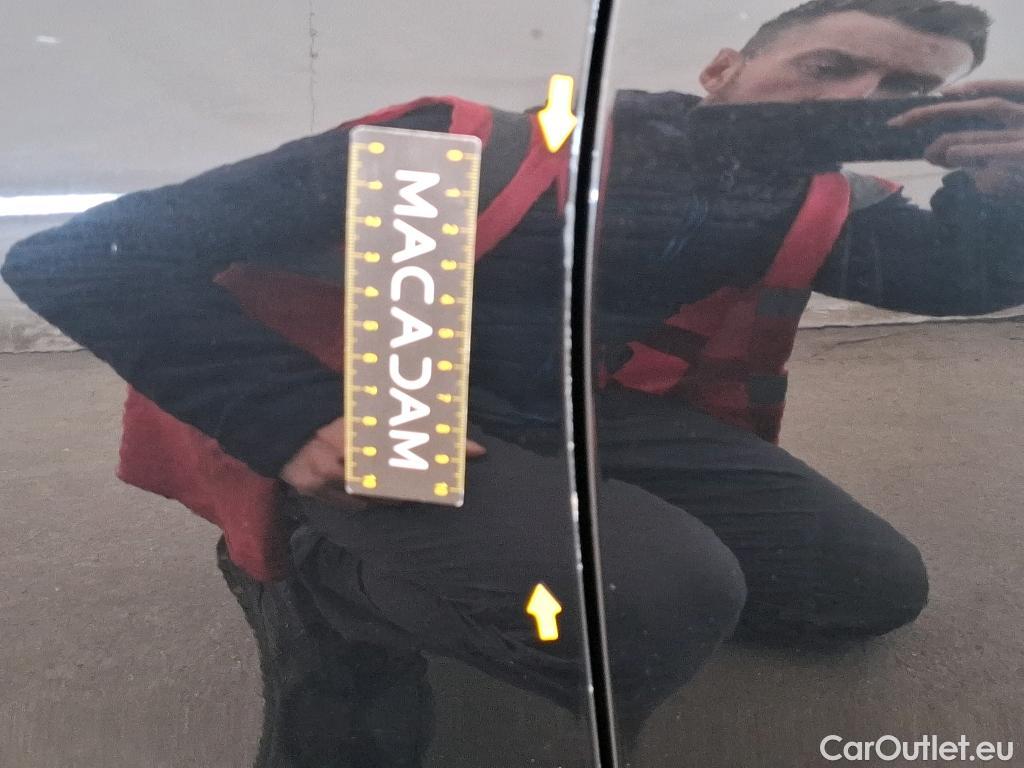  Bmw  Serie 3 BMW Série 3 Touring / 2019 / 5P / Break 318d 150ch Business Design BVA8 #6