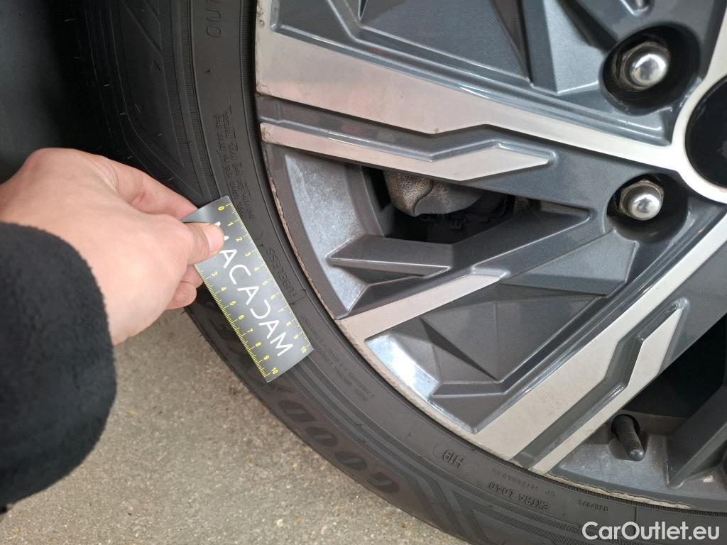  Hyundai  Tucson  Business Mild-Hybrid 2WD 1.6 CRDI 135CV BVA7 E6d #13