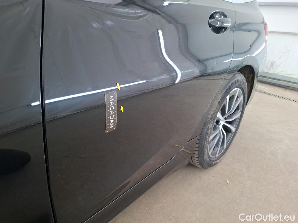  Bmw  Serie 3 BMW Série 3 Touring / 2019 / 5P / Break 318d 150ch Business Design BVA8 #23