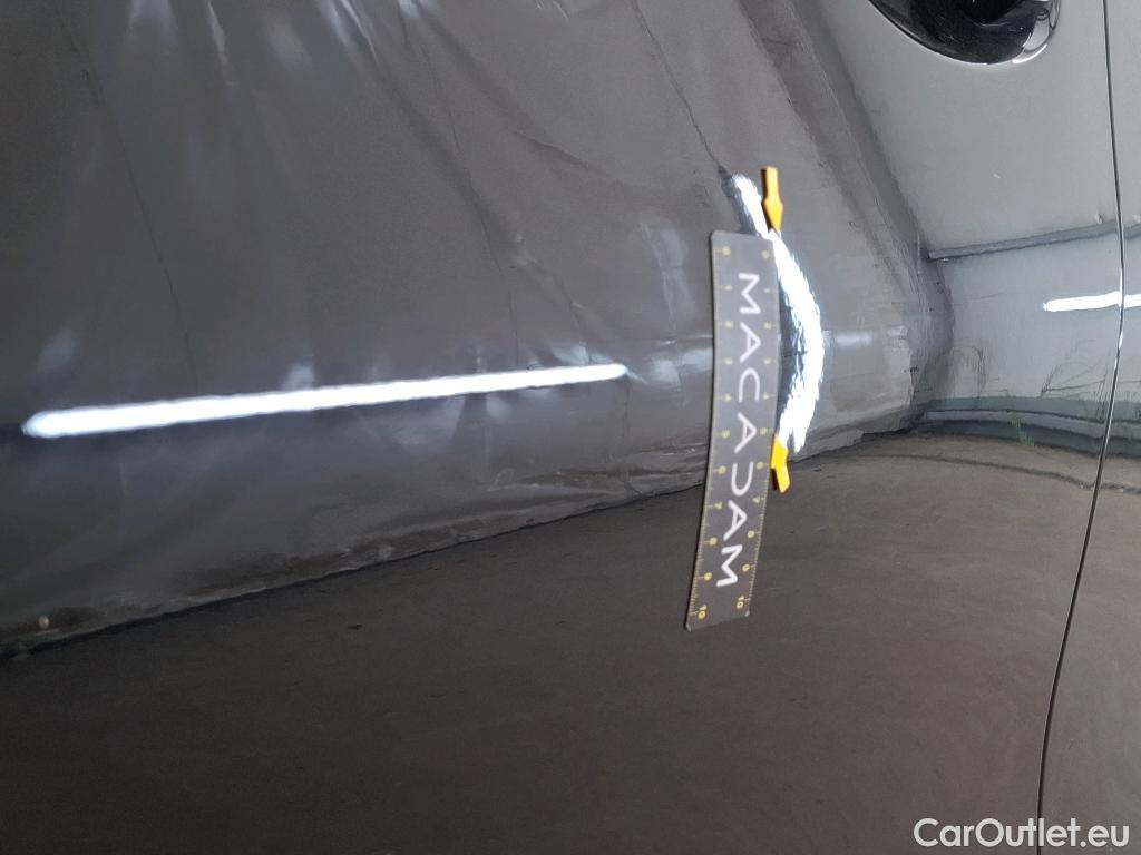  Bmw  Serie 3 BMW Série 3 Touring / 2019 / 5P / Break 318d 150ch Business Design BVA8 #5