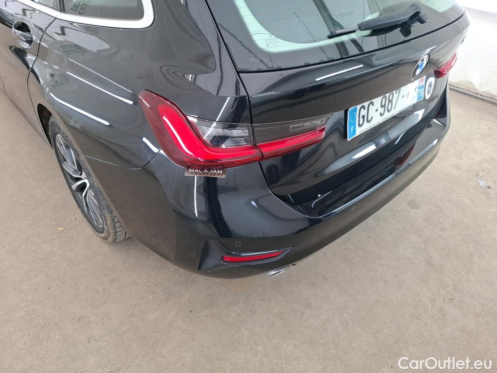  Bmw  Serie 3 BMW Série 3 Touring / 2019 / 5P / Break 318d 150ch Business Design BVA8 #40