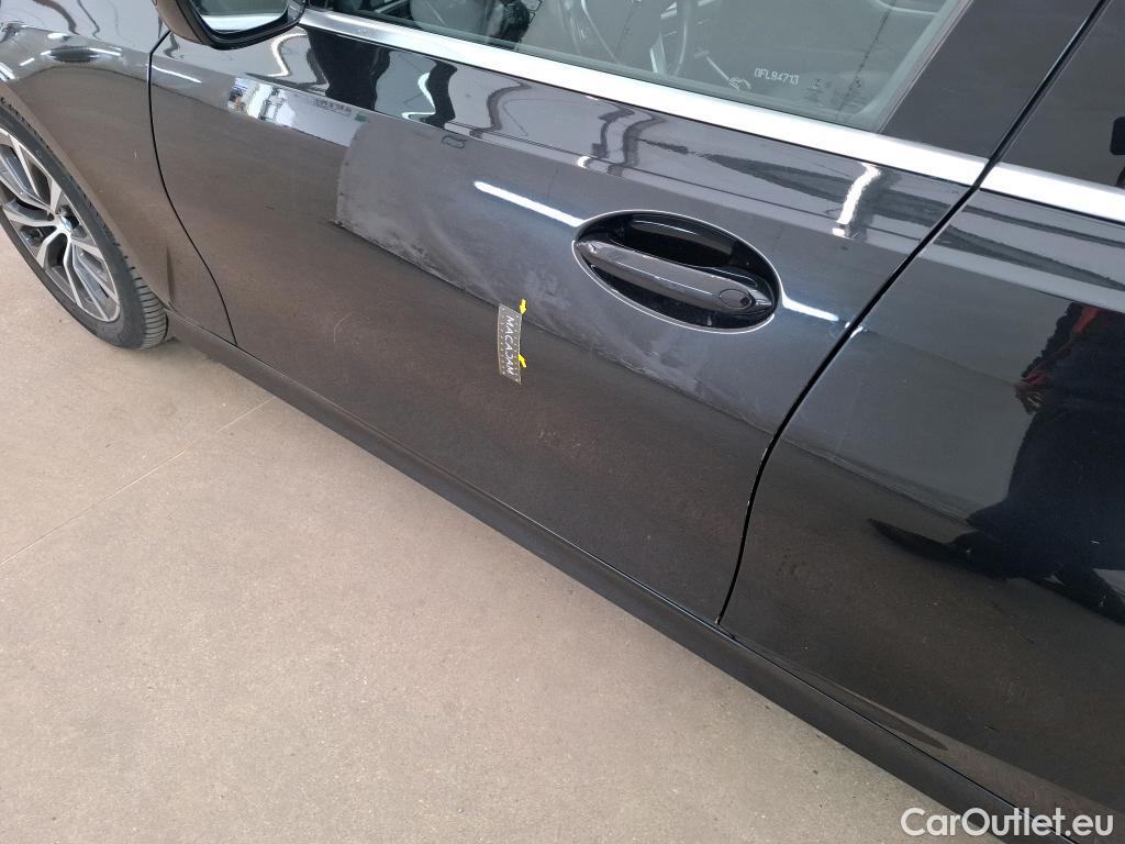  Bmw  Serie 3 BMW Série 3 Touring / 2019 / 5P / Break 318d 150ch Business Design BVA8 #4