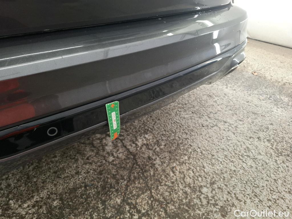  Ford  Kuga FORD  / 2019 / 5P / SUV 2.5 Duratec 225 ch PHEV eCVT Vignale #8