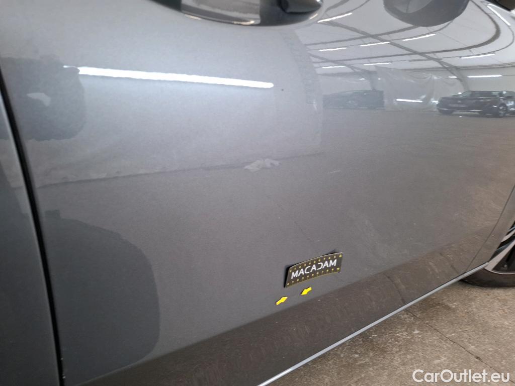  Mercedes  A-Klasse MERCEDES-BENZ Classe A Compact / 2018 / 5P / Berline A 250 e Business Line 8G-DCT #34