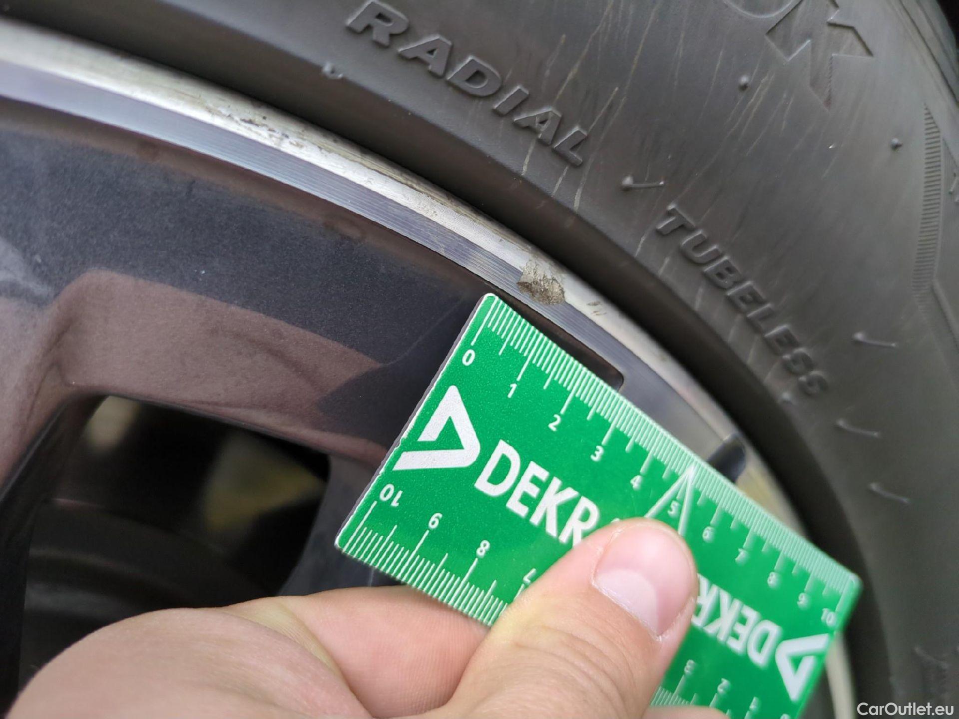  Bmw  Serie 3 Série 3 Berline 318 d Lounge 2.0 150CV BVA8 E6d #12