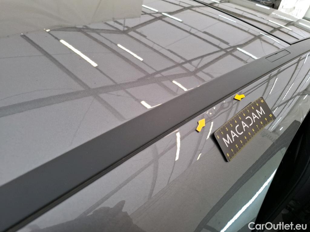  Mercedes  A-Klasse MERCEDES-BENZ Classe A Compact / 2018 / 5P / Berline A 250 e Business Line 8G-DCT #9