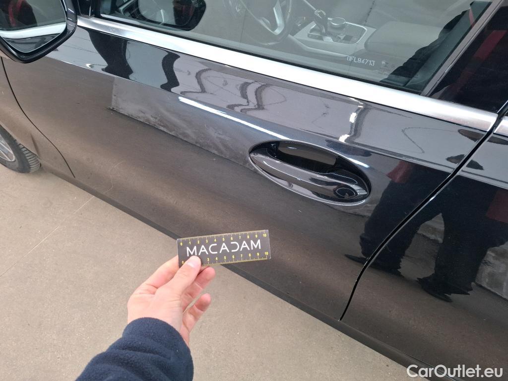  Bmw  Serie 3 BMW Série 3 Touring / 2019 / 5P / Break 318d 150ch Business Design BVA8 #36