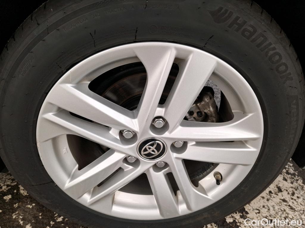  Toyota  Corolla TOYOTA  / 2018 / 5P / Berline Hybride 122h Dynamic Business Stage Acad #21