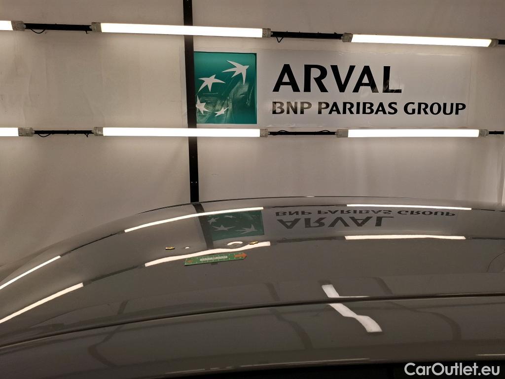  Toyota  Corolla TOYOTA  / 2018 / 5P / Berline Hybride 122h Dynamic Business Stage Acad #1