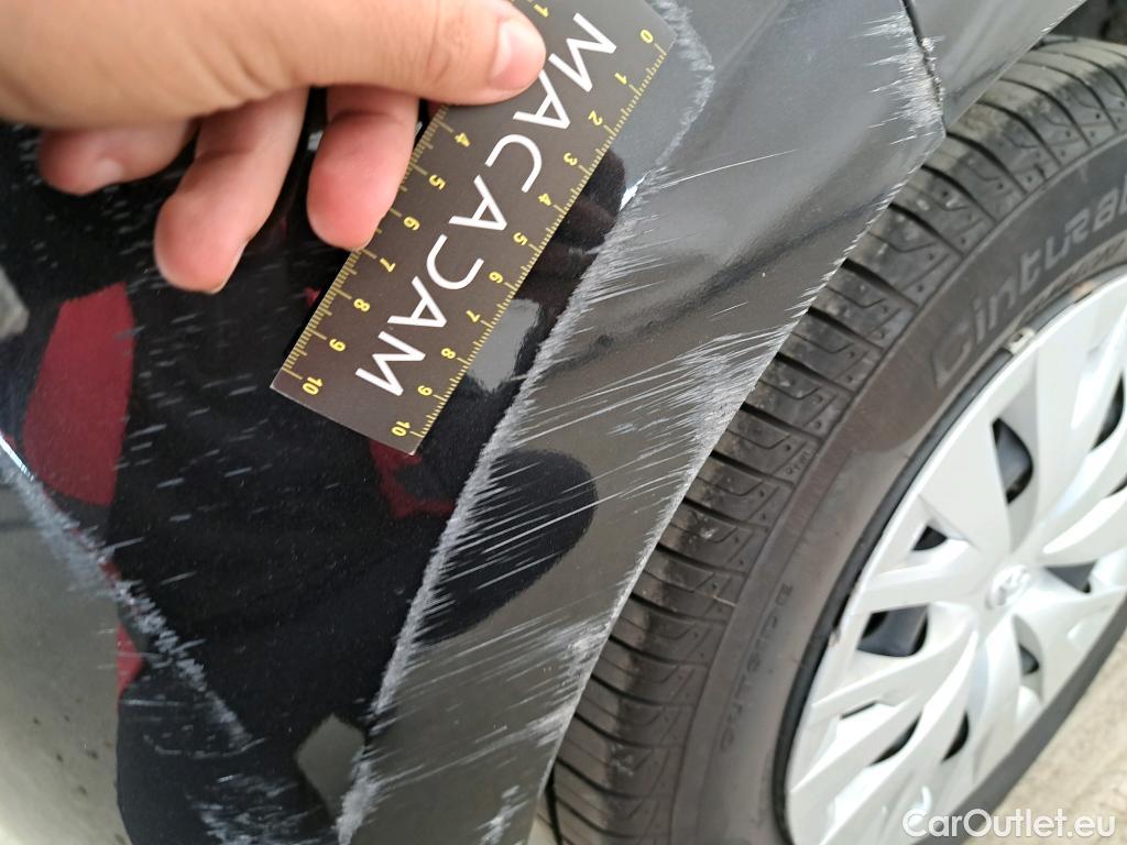  Toyota  Yaris TOYOTA  Hybride / 2019 / 5P / Berline Hybride 116h Dynamic Business Stage Acad #10