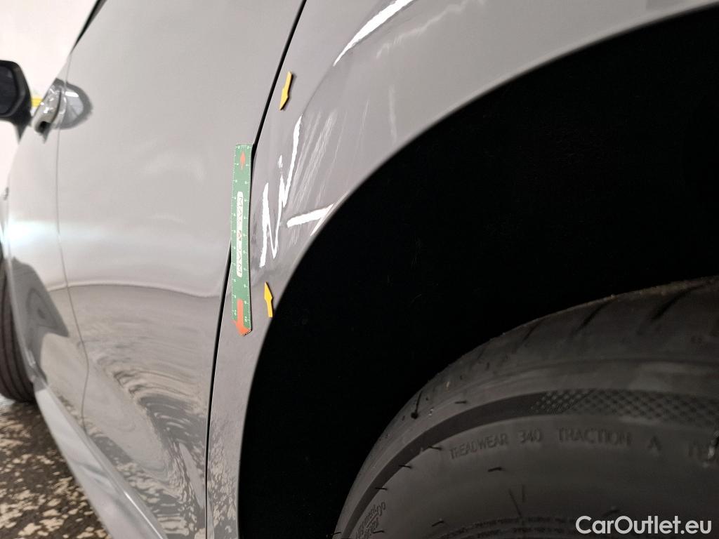  Toyota  Corolla TOYOTA  / 2018 / 5P / Berline Hybride 122h Dynamic Business Stage Acad #6