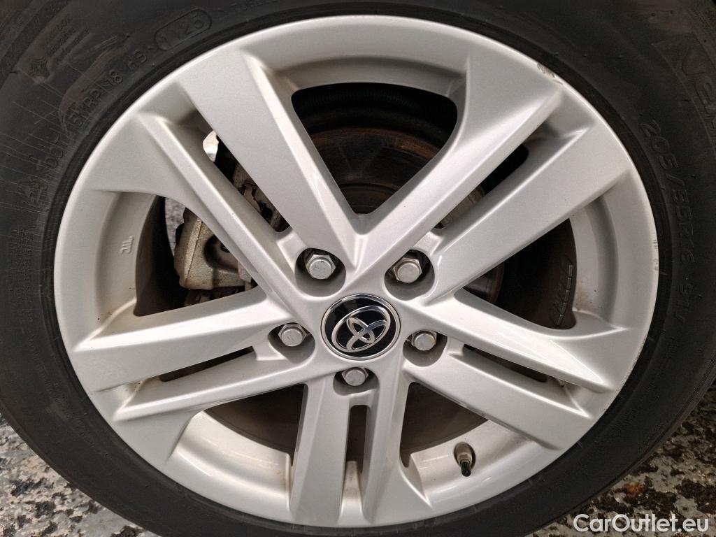  Toyota  Corolla TOYOTA  / 2018 / 5P / Berline Hybride 122h Dynamic Business Stage Acad #24