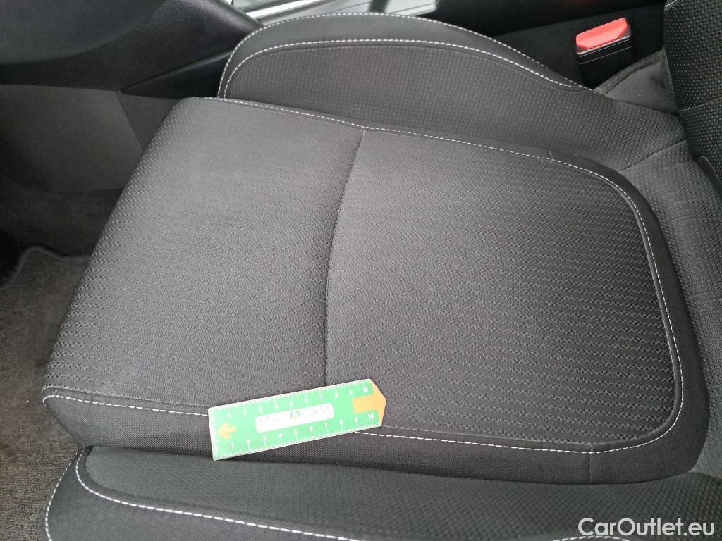  Renault  Megane  IV Berline 5 ptes. Business 1.0 TCe 115CV BVM6 E6d #14